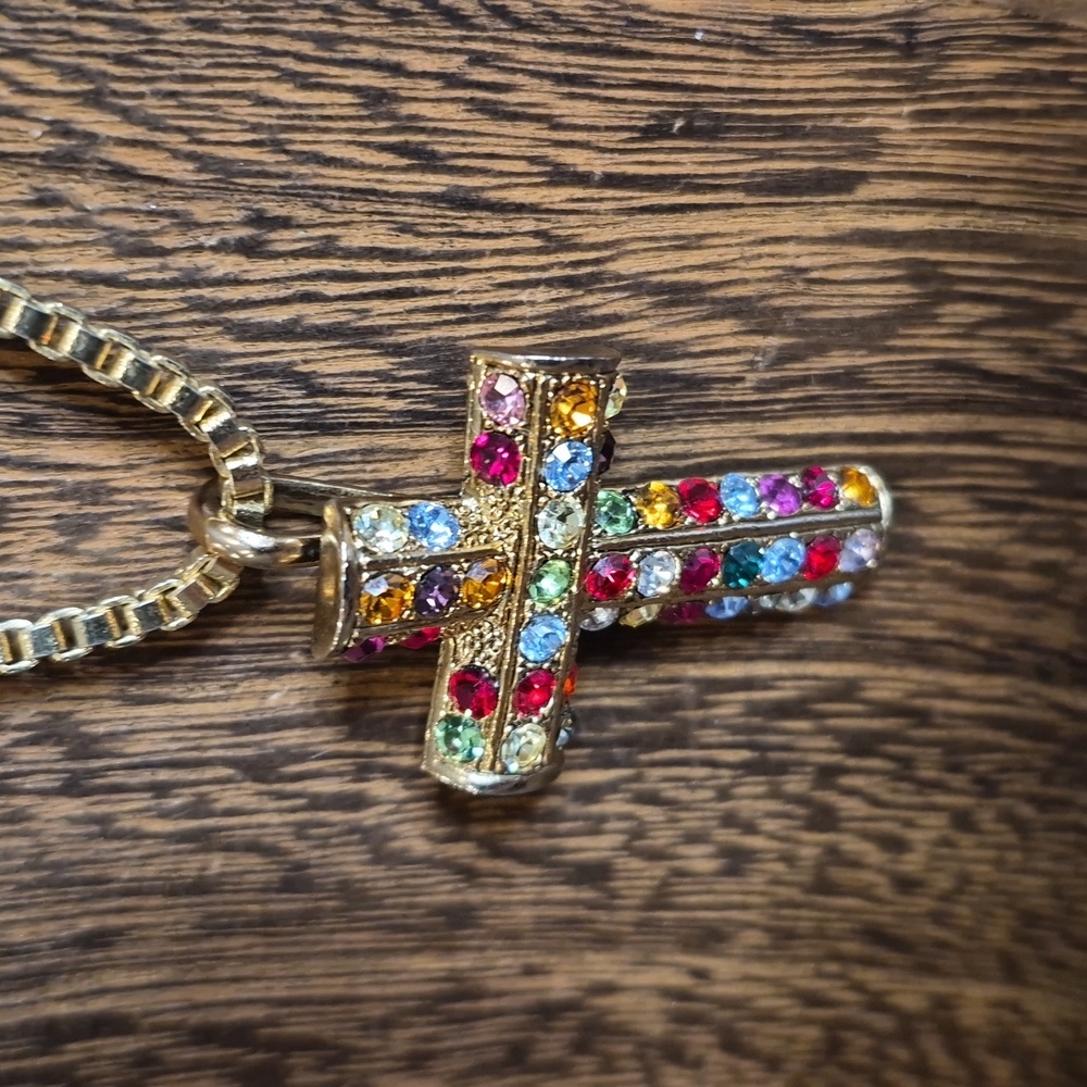 Colorful Rhinestone Gold Tone Cross Pendant Thick Gold Chain Necklace/Brooch - Picture 8 of 14